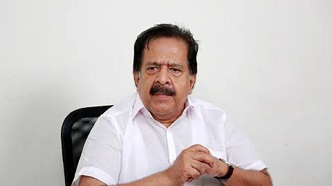 മുഖ്യമന്ത്രിയുടെ വിദേശ യാത്രകള്‍ തെരഞ്ഞെടുപ്പ് ലക്ഷ്യം വെച്ച് – രമേശ് ചെന്നിത്തല