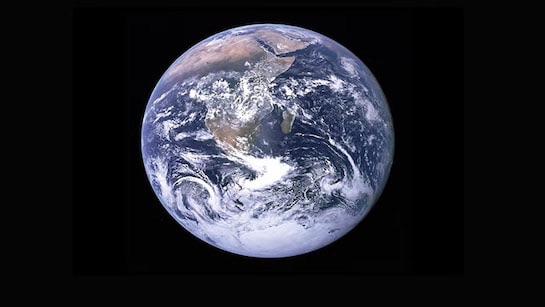 ലോകാവസാനം പ്രതീക്ഷിച്ചതിലും നേരത്തെ; ഓക്സിജൻ ഇല്ലാതായി ഭൂമി വാസയോഗ്യമല്ലാതാകും – നാസ മുന്നറിയിപ്പ്