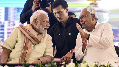 ആഭ്യന്തരം ജെഡിയുവിനോ ബിജെപിക്കോ? നിതീഷ് ഇന്ന് രാജിവെക്കും; സത്യപ്രതിജ്ഞ നാളെ