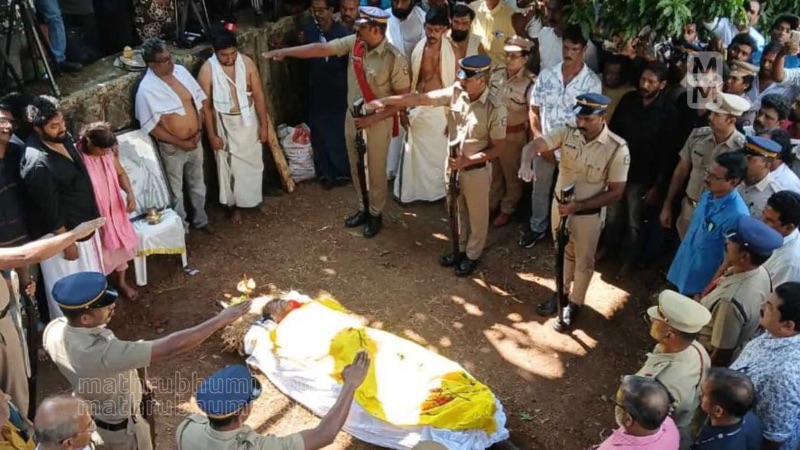 ഇനി ഓർമ്മ, ശ്രീനിവാസന് വിട നൽകി സിനിമാ–സാംസ്കാരിക ലോകം