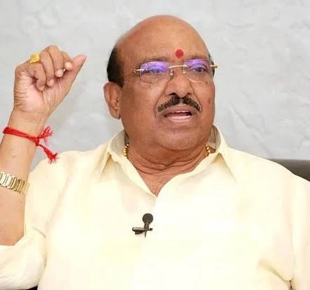 പത്മഭൂഷൻ സ്വീകരിക്കാതിരിക്കാൻ ഞാൻ മണ്ടനല്ല: വെള്ളാപ്പള്ളി നടേശൻ