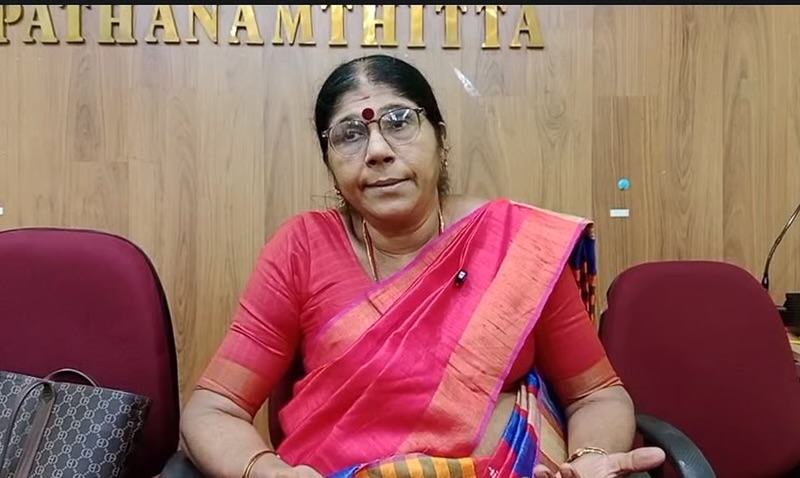 അടൂർ സർവീസ് സഹകരണ ബാങ്കിൽ വൻ ക്രമക്കേട് ആരോപണവുമായി സിപിഐഎം മുതിർന്ന നേതാവിൻ്റെ ഭാര്യ