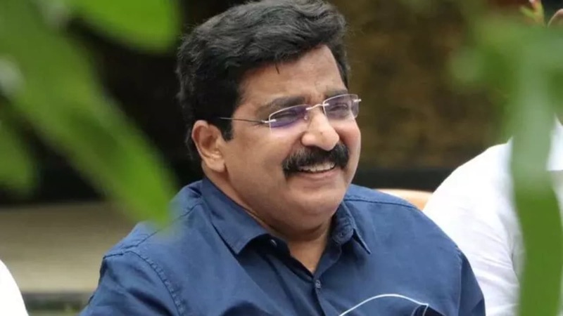 എം.കെ മുനീറിനെ സ്ഥാനാർത്ഥിയാക്കാതിരുന്നത് ജമാഅത്തെ ഇസ്ലാമി ഇടപെടൽ? ആരോപണവുമായി എളമരം കരീം; ശക്തമായ മറുപടിയുമായി മുനീർ